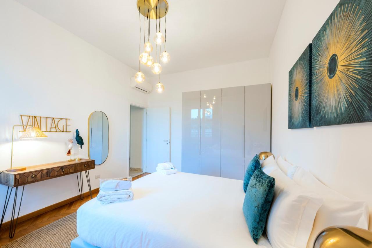 Sweett - Biancamano Apartment Milan Luaran gambar